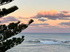 Toowoon Bay Beach House - Image 5