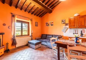 Private Tuscan Villa with Stunning Hill Views - Image 3