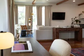Boutique 1BR Retreat, chilled & heated cowboy pool - Image 4
