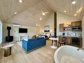 #4 Entire Cottage - Aqua - Image 2
