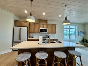 #4 Entire Cottage - Aqua - Image 4