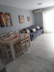 Smuk og komfortabel lejlighed i Chiclana de la Frontera, Andalusien, Spanien med plads til 5 personer - Image 3
