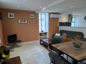 Character house - Image 3