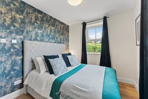 Amazing Rural Retreat in The Cotswolds - Parking - Image 3