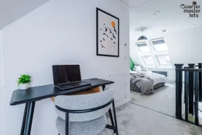 3 Bedroom House with Parking that Sleeps 6 - Image 5