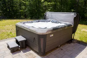 North Conway Retreat • Hot Tub • Fire Pit • 3BR - Image 3