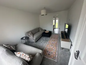 Three bedroom house - Image 5