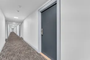 Luxury Spacious Apartment 10 min to Airport Wifi - Image 5