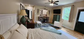 Apartment in Newark - Image 2