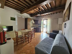 Detached house 10 minutes from Pisa with private parking - Image 4