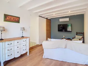 Accommodation in Arles – 1-star rating - Image 2