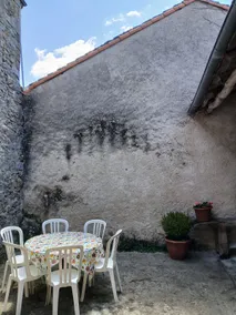 Traditional Countryside House - Image 5