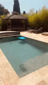 Private pool garden annex in Vedène - Image 3