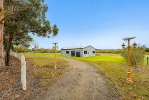 Charming Guesthouse Retreat in Hastings w laundry - Image 2