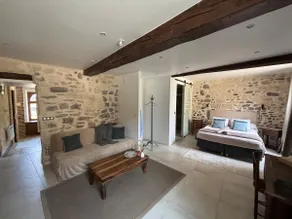 Castle Life - Lodge - Image 2