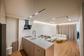Adam & Eve Apartment - Image 5