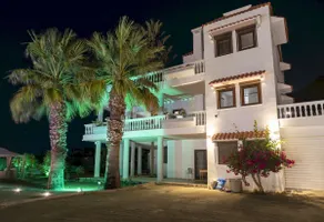 Red Rose Luxury Villa Ialyssos - Image 5