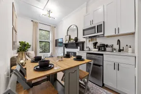 Bright 3BR Harlem Home w/ In-Unit Laundry, FIFA - Image 3