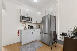 3BR Brownstone near Subway & Columbia Uni, FIFA - Image 5