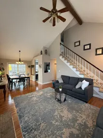 Entertaining home with a view! - Image 3
