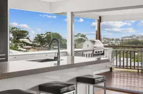 Poolside Escape - Close to Beach & Golf Course. - Image 3