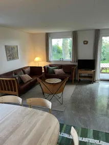 Charles' house - Image 2