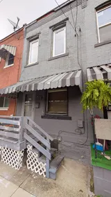 Rowhouse in the Middle - Walk to PPG Arena - Image 2