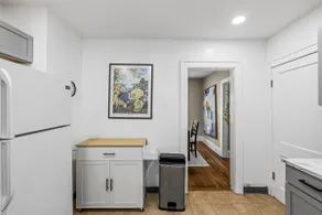 2BR • Private Patio • Mins to Falls & Downtown - Image 5