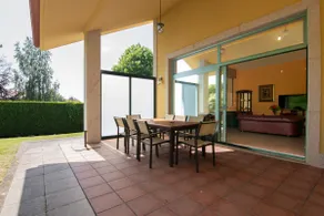 Excellent house with garden - Image 3