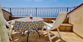 Villa with pool overlooking the sea - Blue Horizon - Image 4