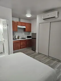 Little Paradise Studio - Image 5