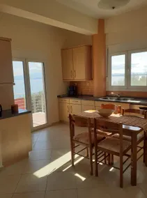 Beautiful house with a view of the Amvrakikos Gulf! - Image 4