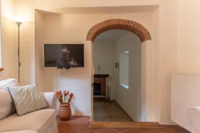 House 3-bedroom home 8 min from Ortasangiulio - Image 4