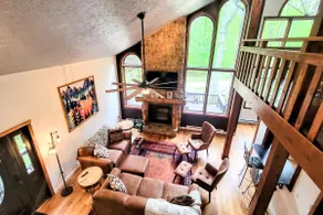 Mountain Lake Escape *New Listing* Getaway in WV - Image 2