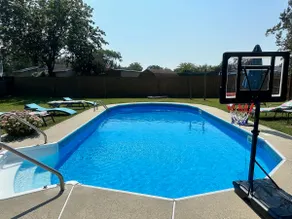 Heated Pool, Pet Friendly in CM! - Image 2