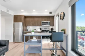 Luxury Living & Patio Vibes Minutes to DT Calgary! - Image 5