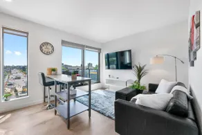 Luxury Living & Patio Vibes Minutes to DT Calgary! - Image 3
