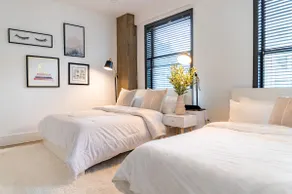 Loft 2 Queens | Super location - Image 4