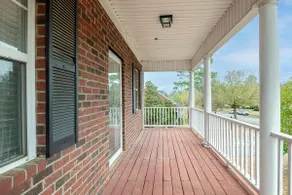 3bds/1.5bths/tv room - Private unit - Image 3