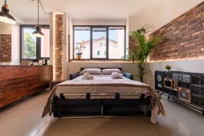 Wild Loft 20' Milan, 15 RHO-FIERA & MXP - Image 3