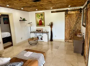 Casa Devo Hialeah - Image 5
