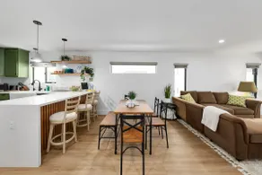 Stylish Oasis Near USC & DTLA | Eco-Friendly - Image 3