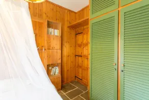 Jacuzzi Artistic Villa in Nea Makri - Image 4