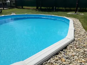Independent house and pool - Image 3