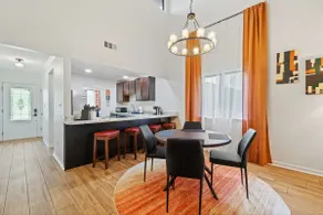 Pensacola MidTown MidCentury Modern Villa 2x Kings - Image 5