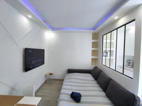 CinéLux - Entire home [Free Parking] - Image 3