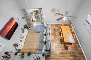 Beachy Retreat - Mins to UNCW & Wrightsville Beach - Image 3