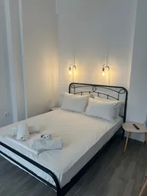 Marlina's Studio, Tinos Town - Image 3