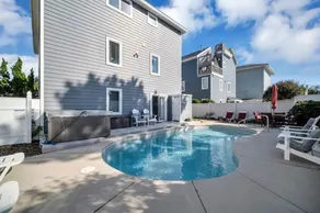 5BR + 2 Bonus Sleeping Rooms Beach, Pool, Hot Tub - Image 4