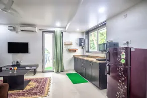 LUX 1.5 BHK APT with pool - Image 2